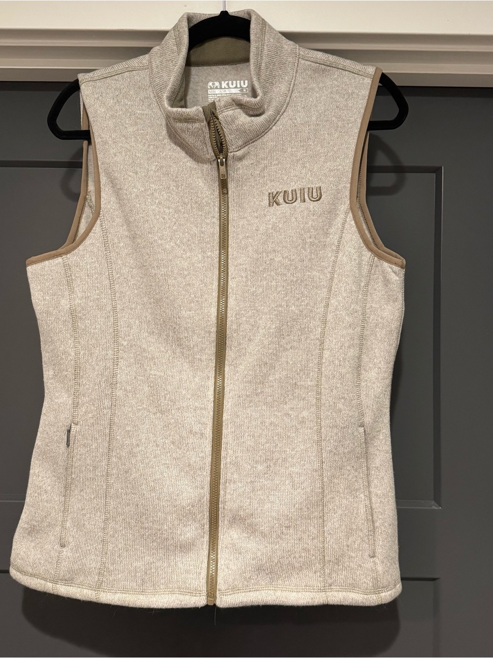 Kuiu Women's Sleeveless base camp Fleece Vest